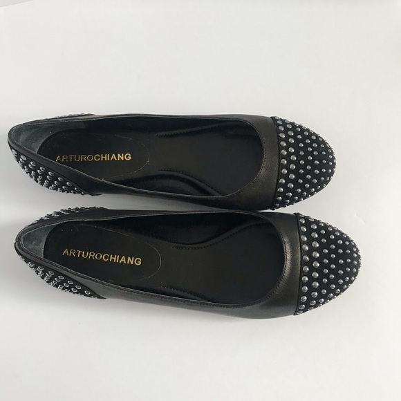 Arturo Chiang Black Leather with Grey Studs Flats - Picture 11 of 14
